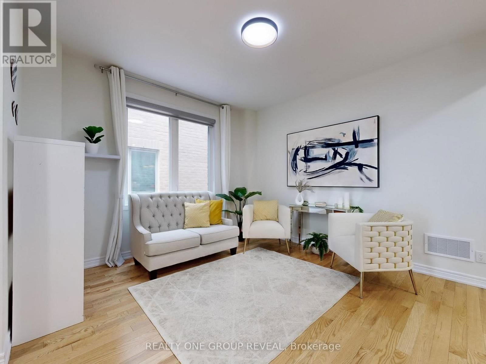 58 BUSATO DRIVE Image 4