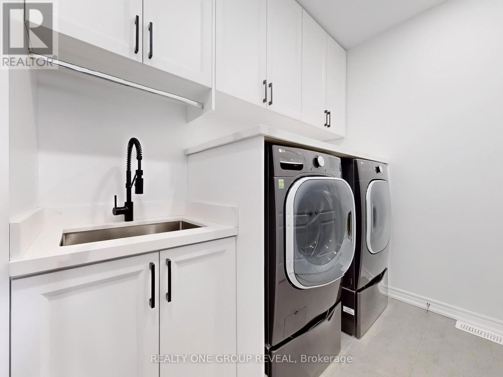 58 BUSATO DRIVE Image 44
