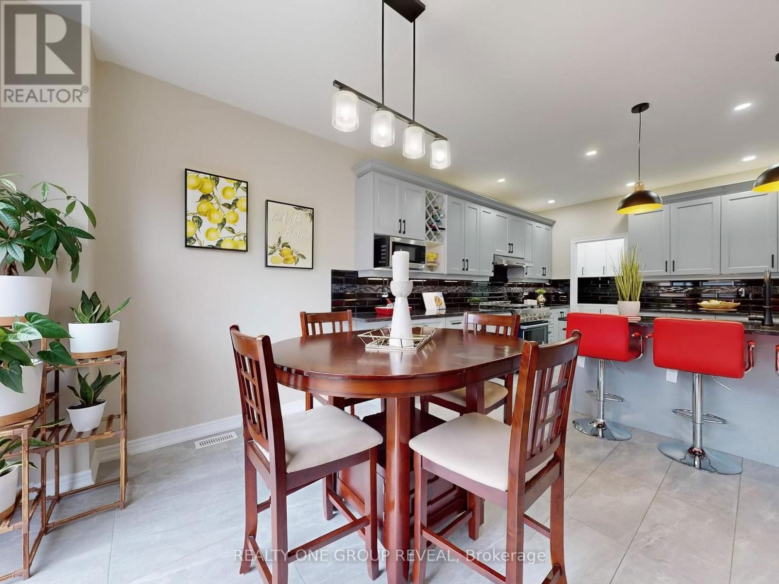 58 BUSATO DRIVE Image 9