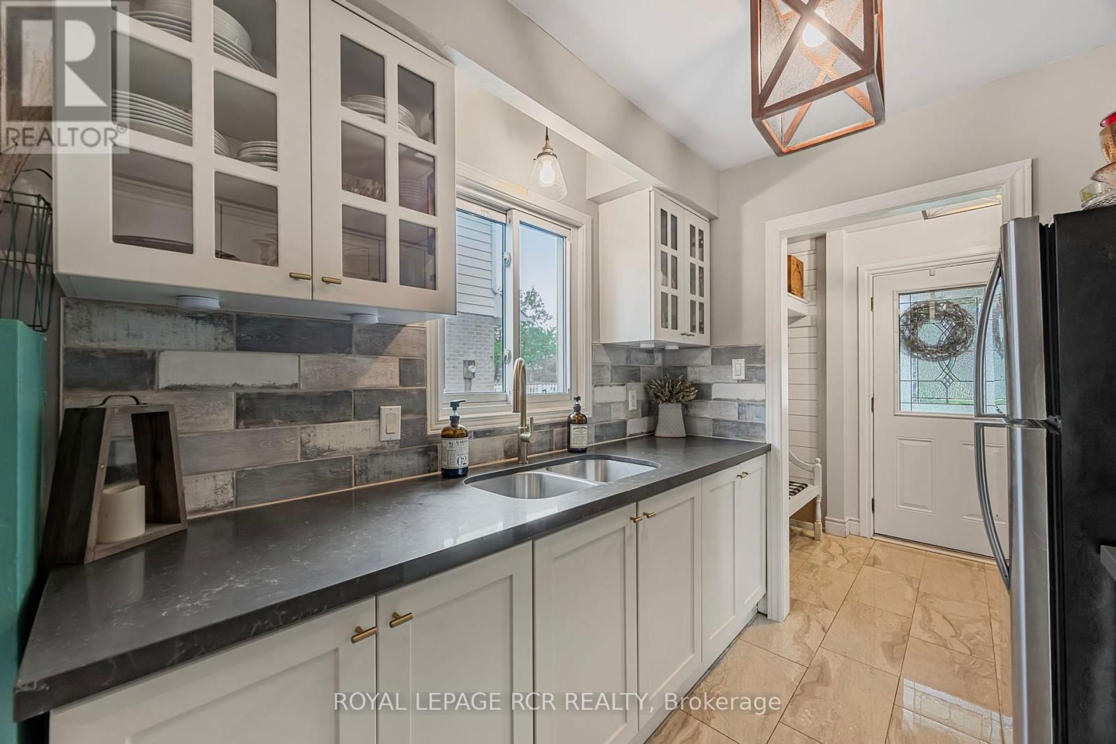 14 MCMULKIN STREET Image 22