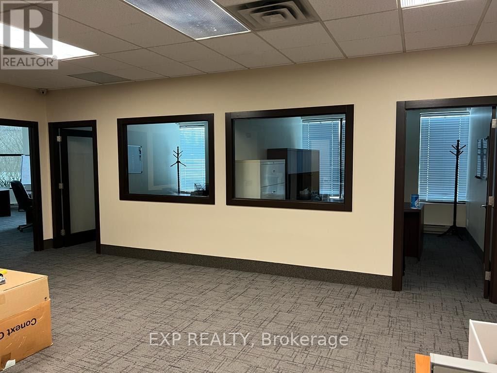 104 - 275 RENFREW DRIVE Image 3