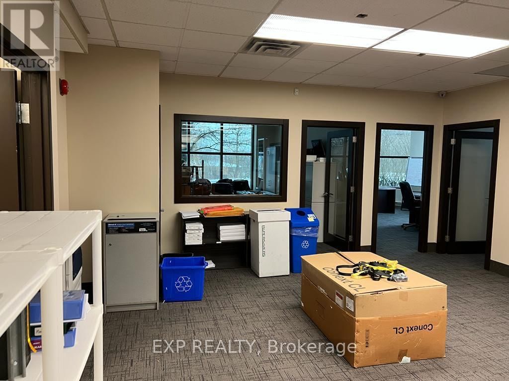 104 - 275 RENFREW DRIVE Image 5