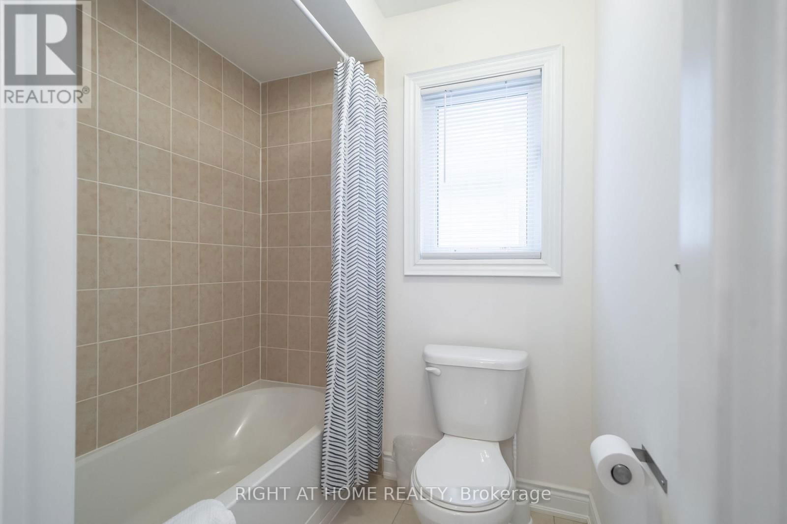 82 JOHN LINK AVENUE Image 34