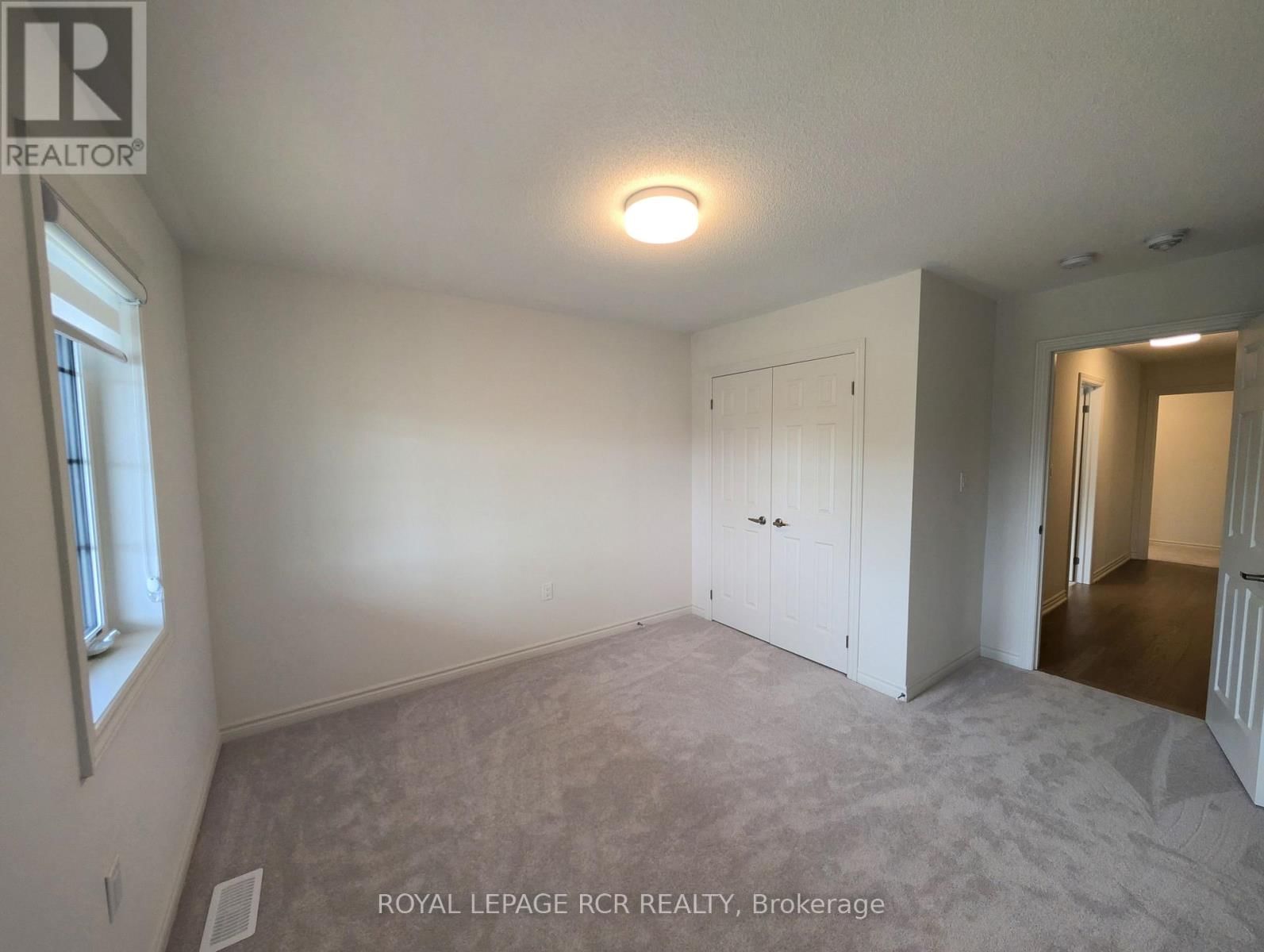 22 SANDHILL CRESCENT Image 27