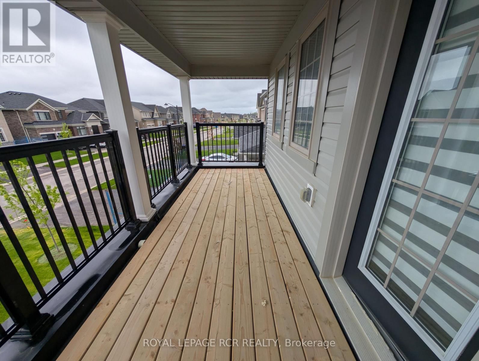 22 SANDHILL CRESCENT Image 28