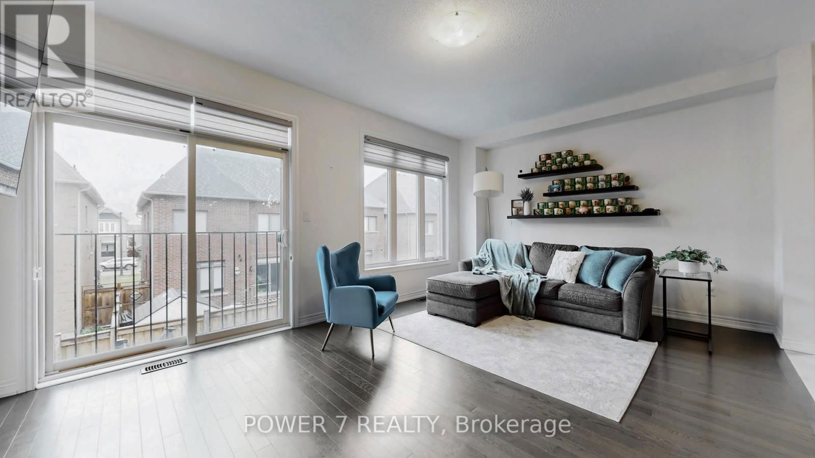 381 CHOUINARD WAY Image 3