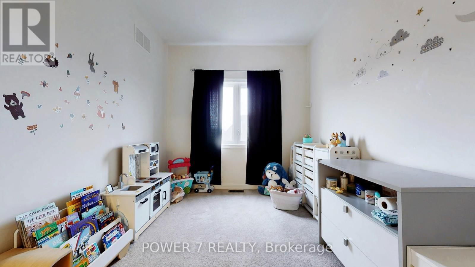 381 CHOUINARD WAY Image 36