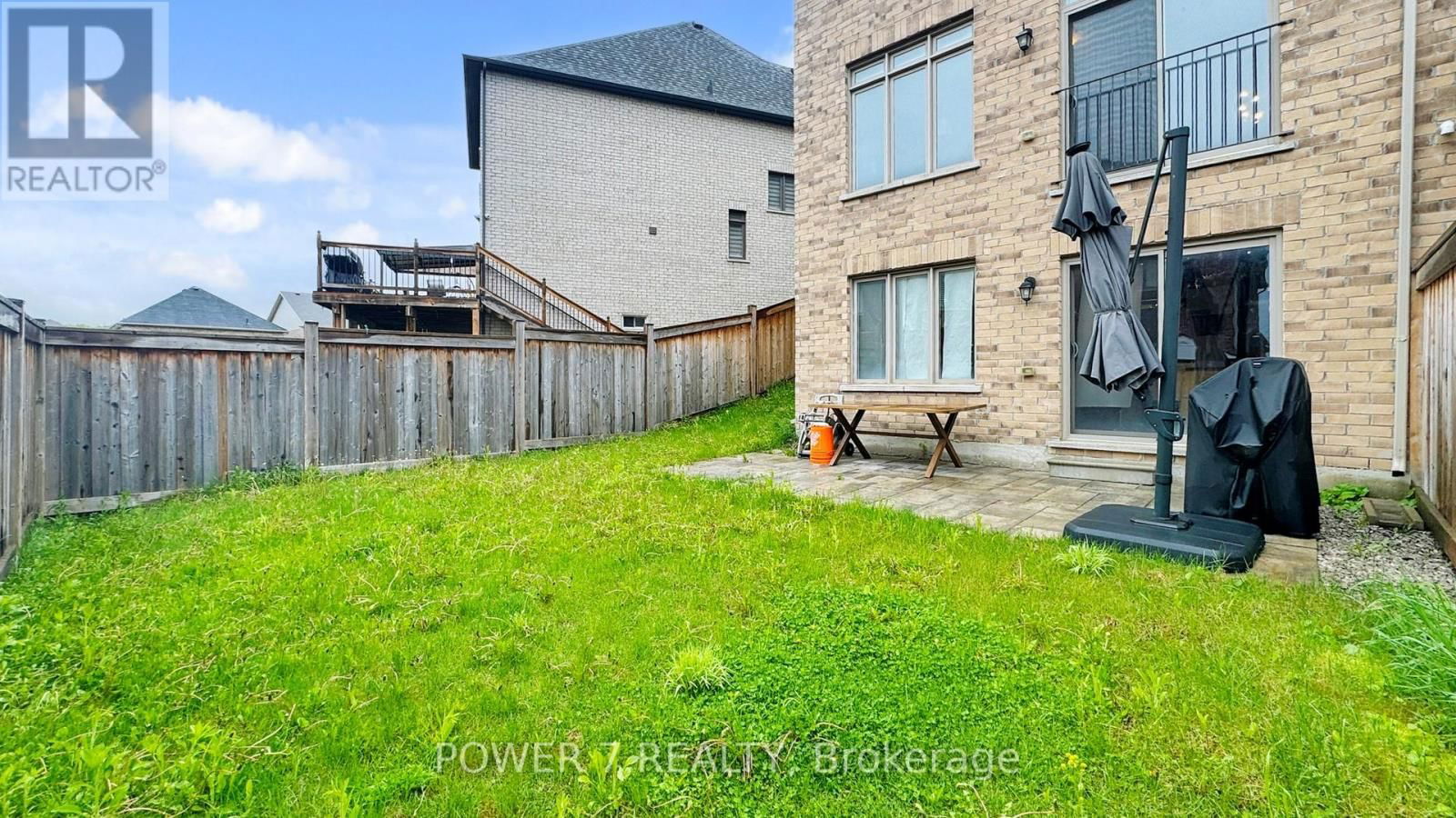 381 CHOUINARD WAY Image 42