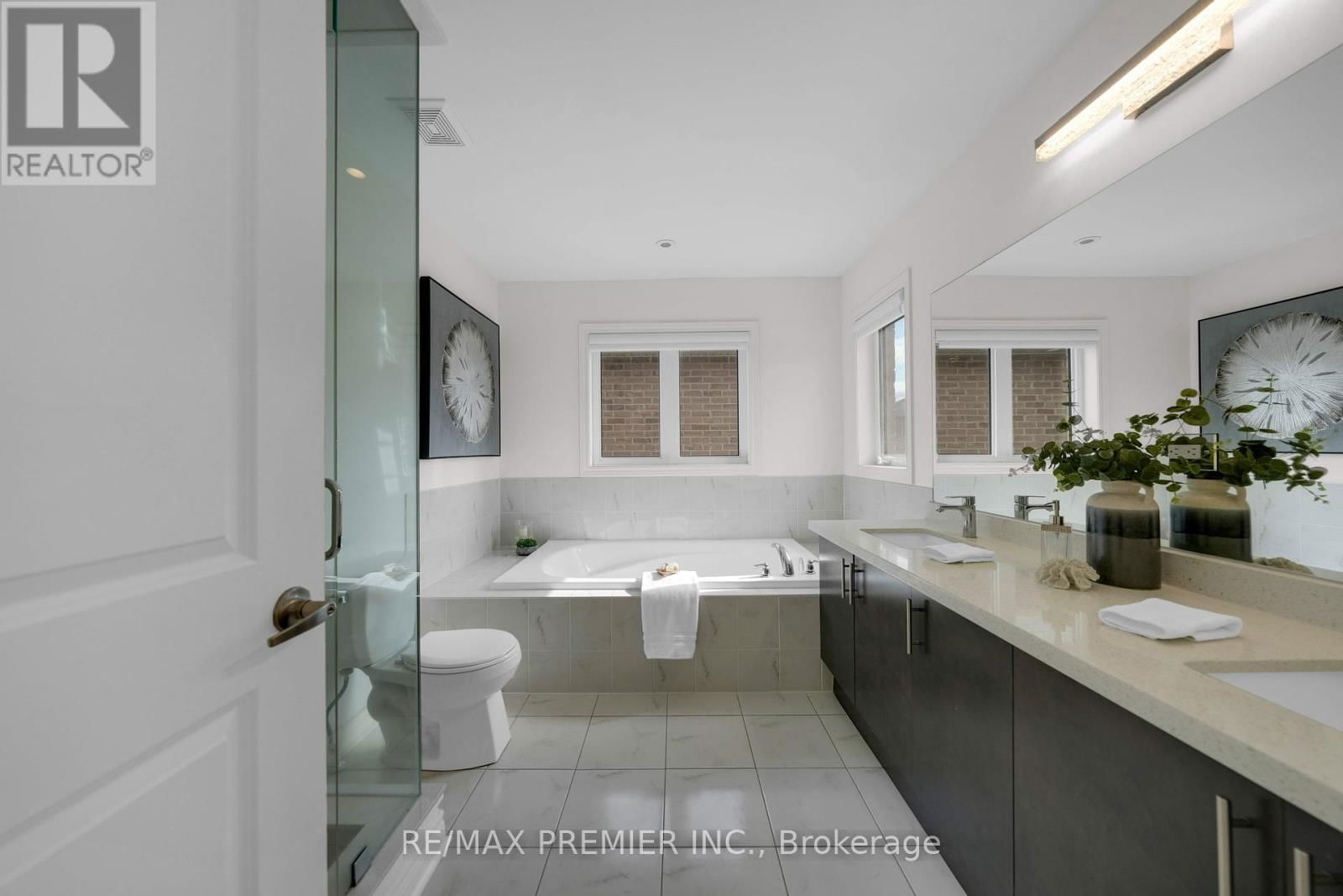 297 INVERNESS WAY Image 26