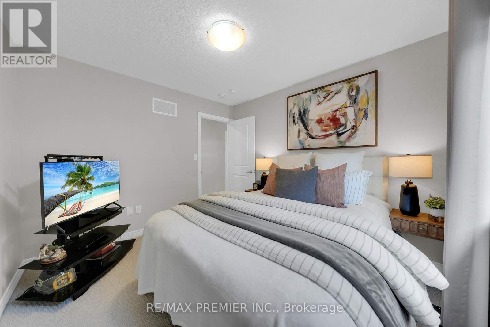 297 INVERNESS WAY Image 30
