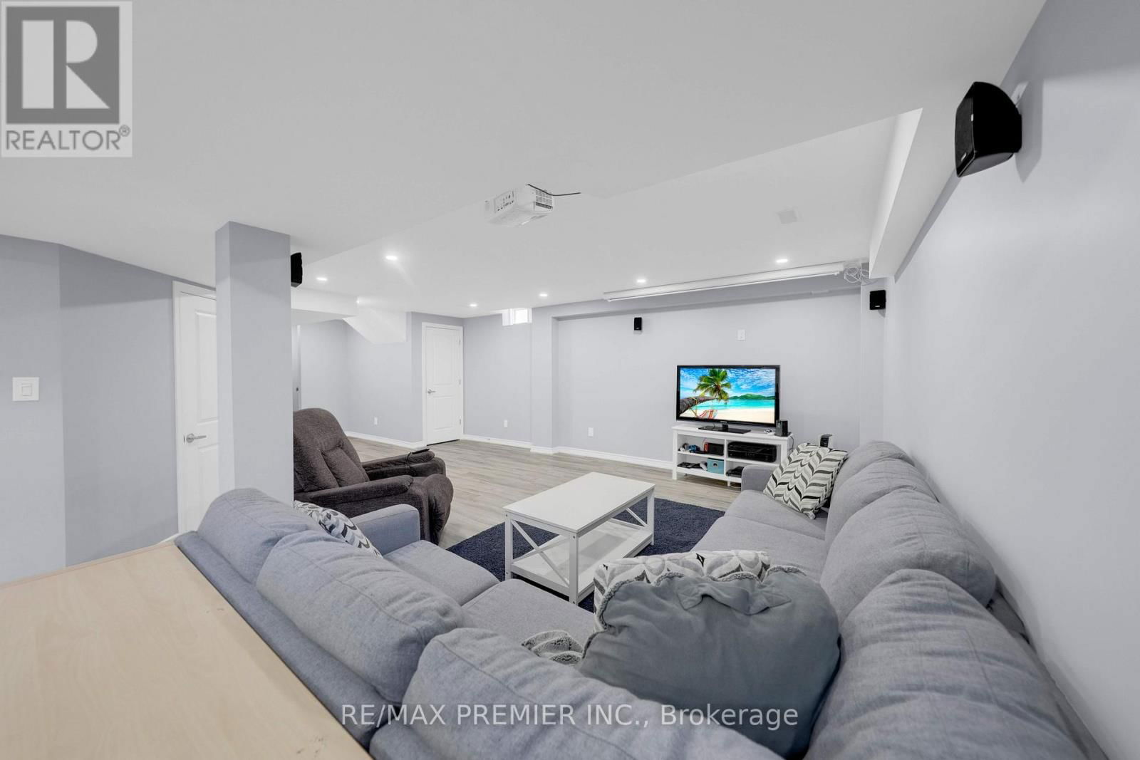 297 INVERNESS WAY Image 41