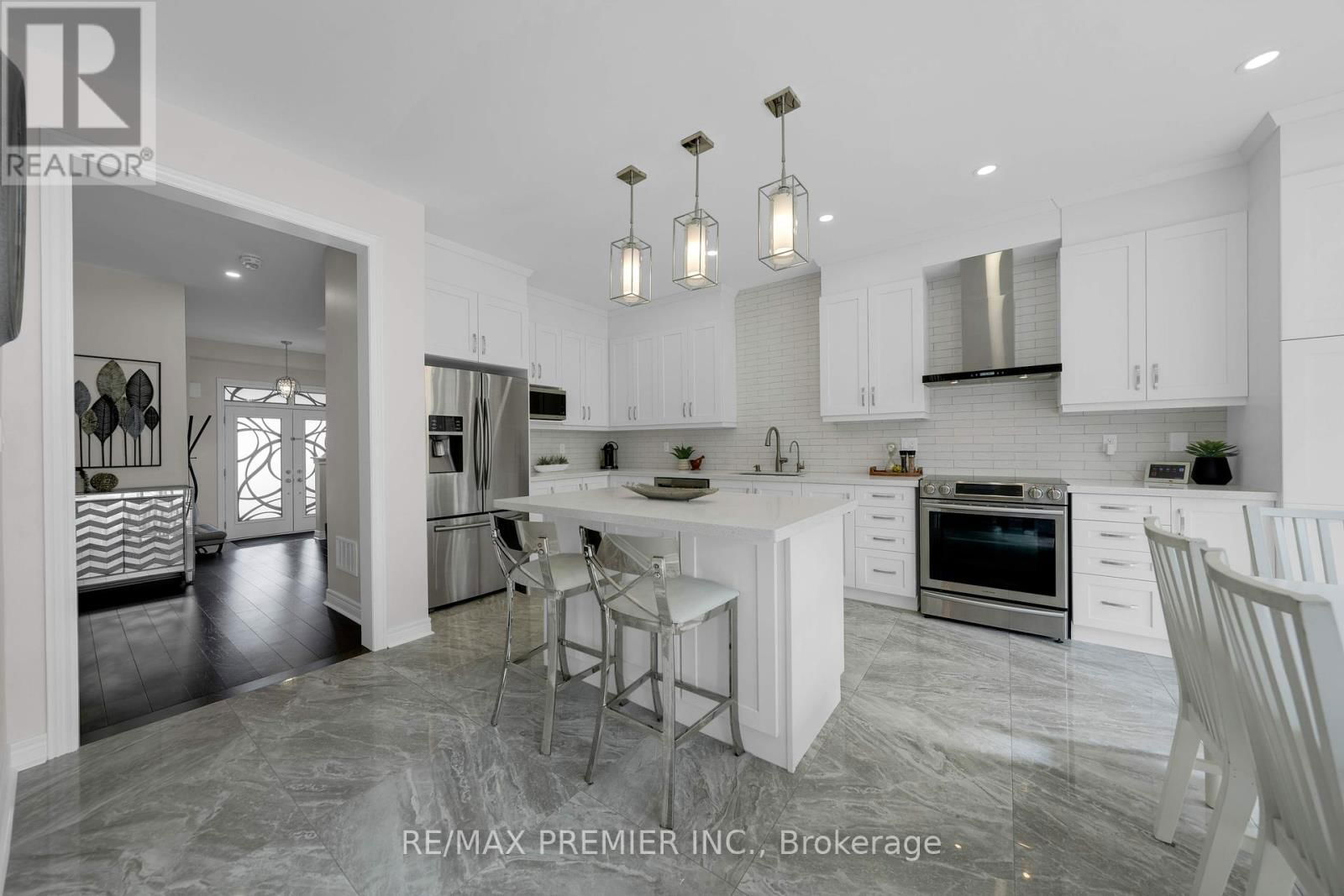 297 INVERNESS WAY Image 9