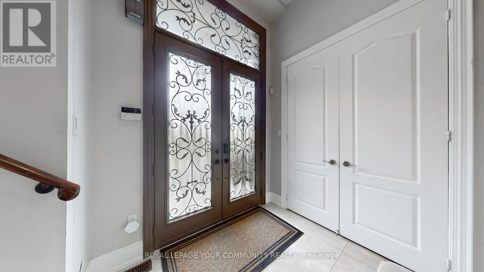 10 GANNETT DRIVE Image 3
