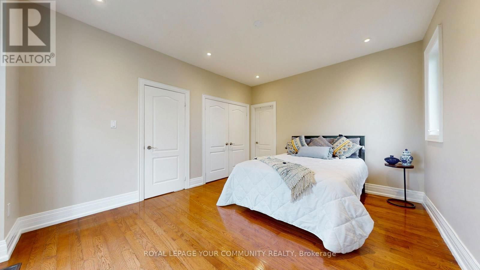 10 GANNETT DRIVE Image 37