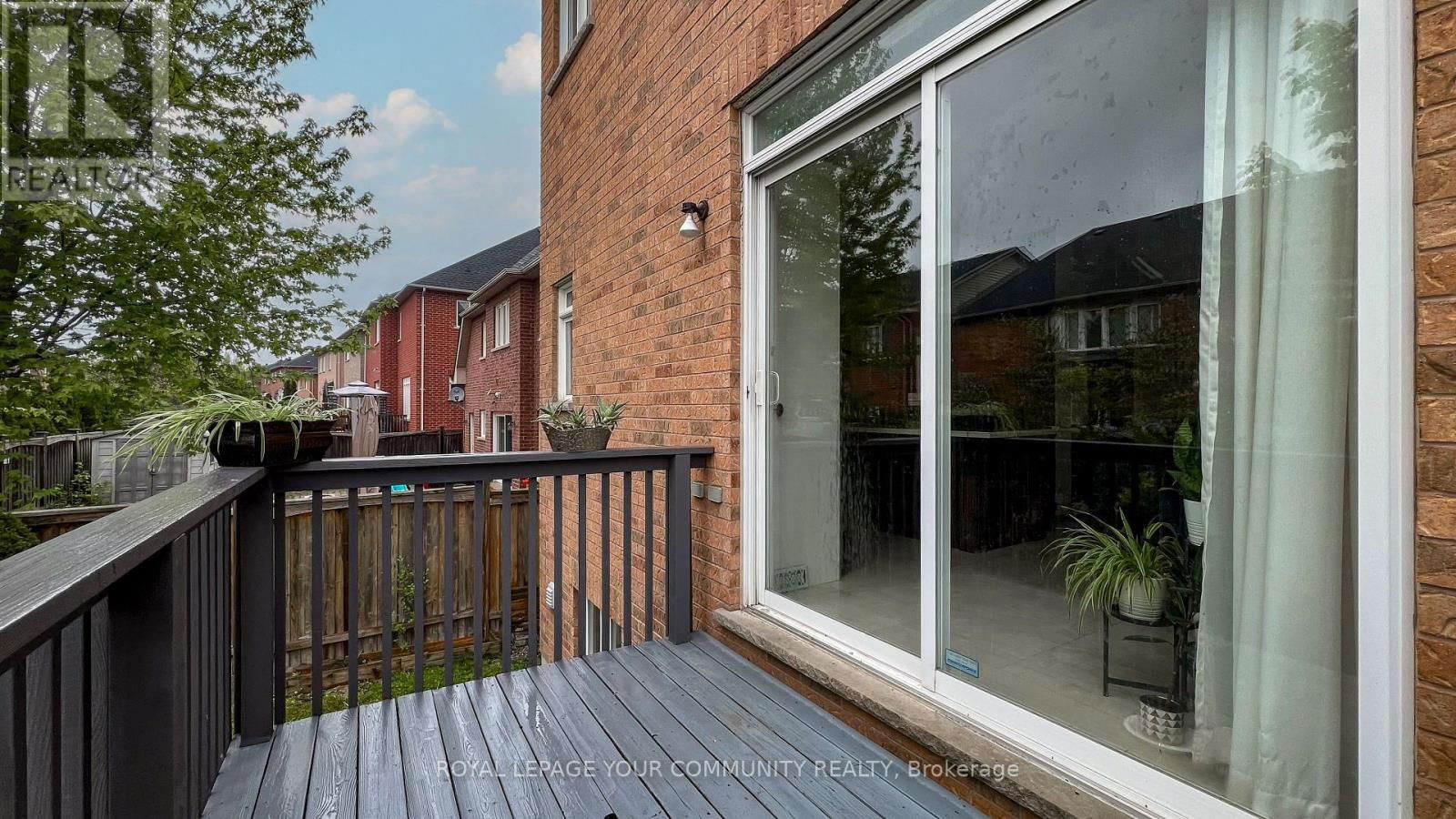 10 GANNETT DRIVE Image 46
