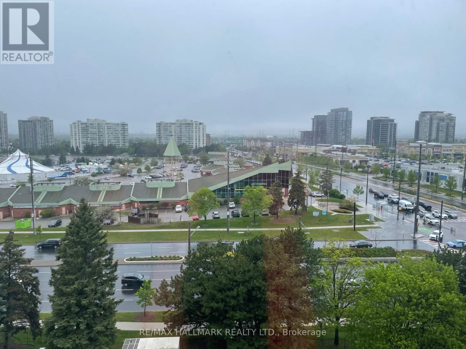 912 - 7601 BATHURST STREET Image 11