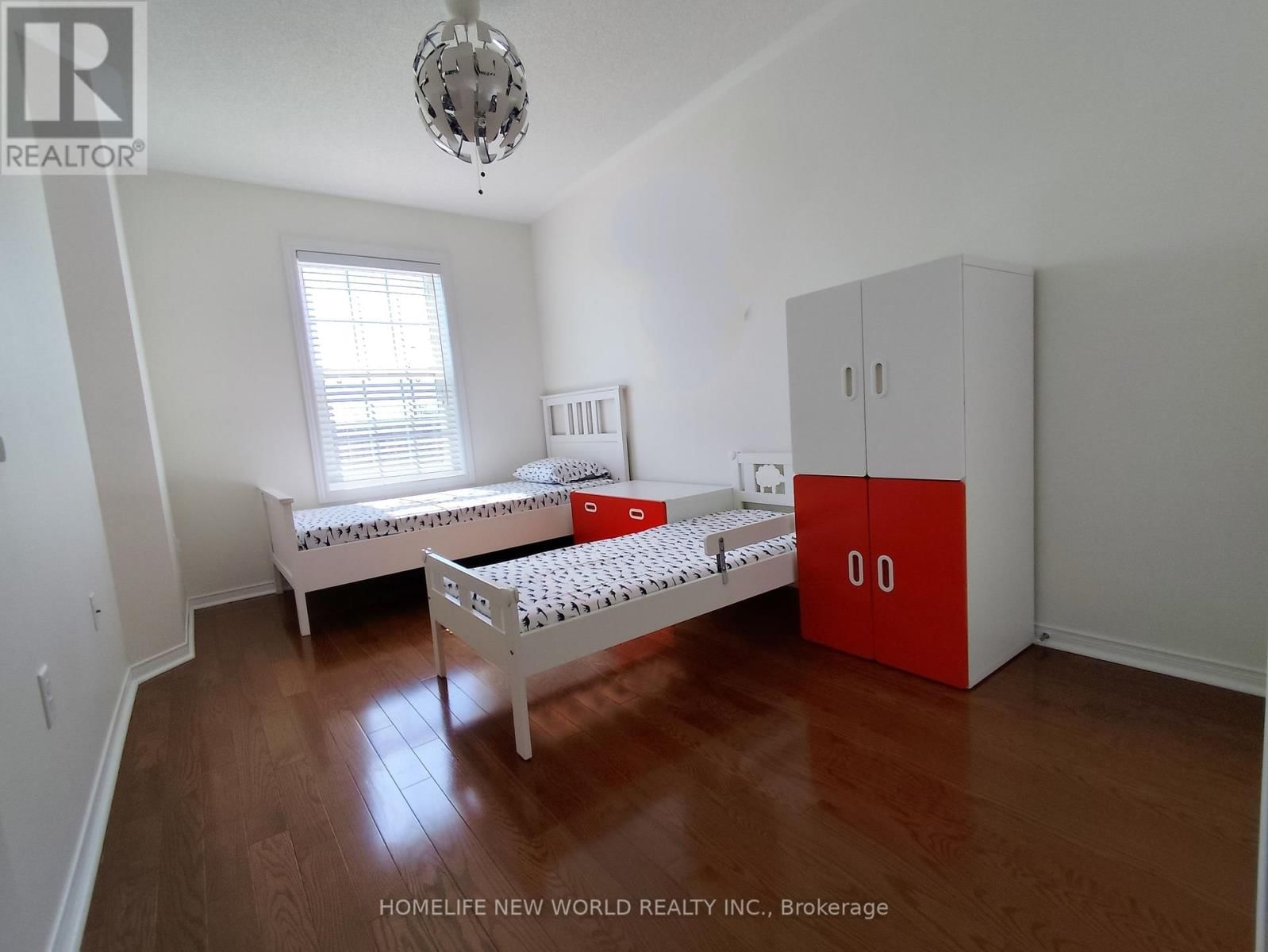 10339 WOODBINE AVENUE Image 12