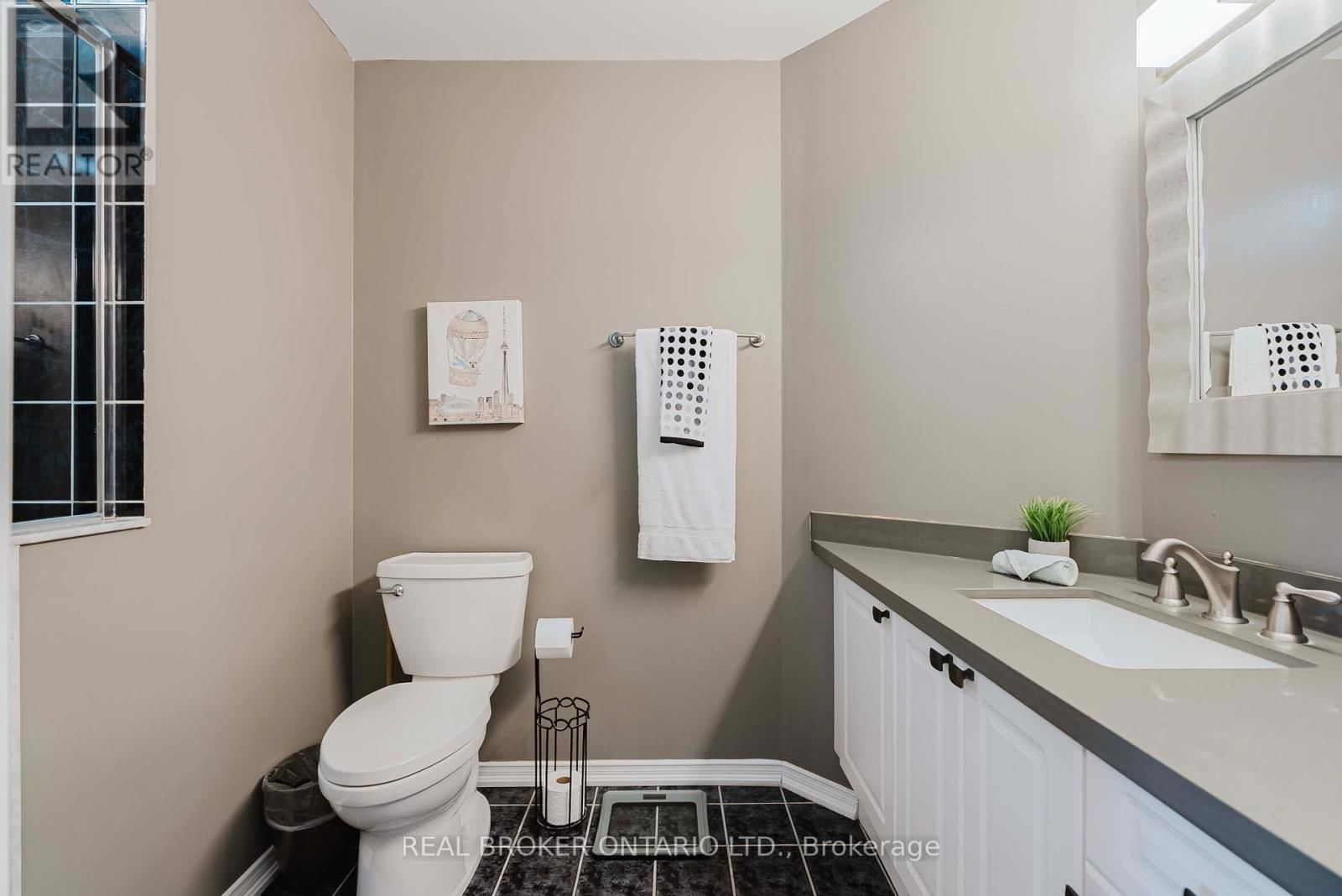 16 JACK ASHTON AVENUE Image 22