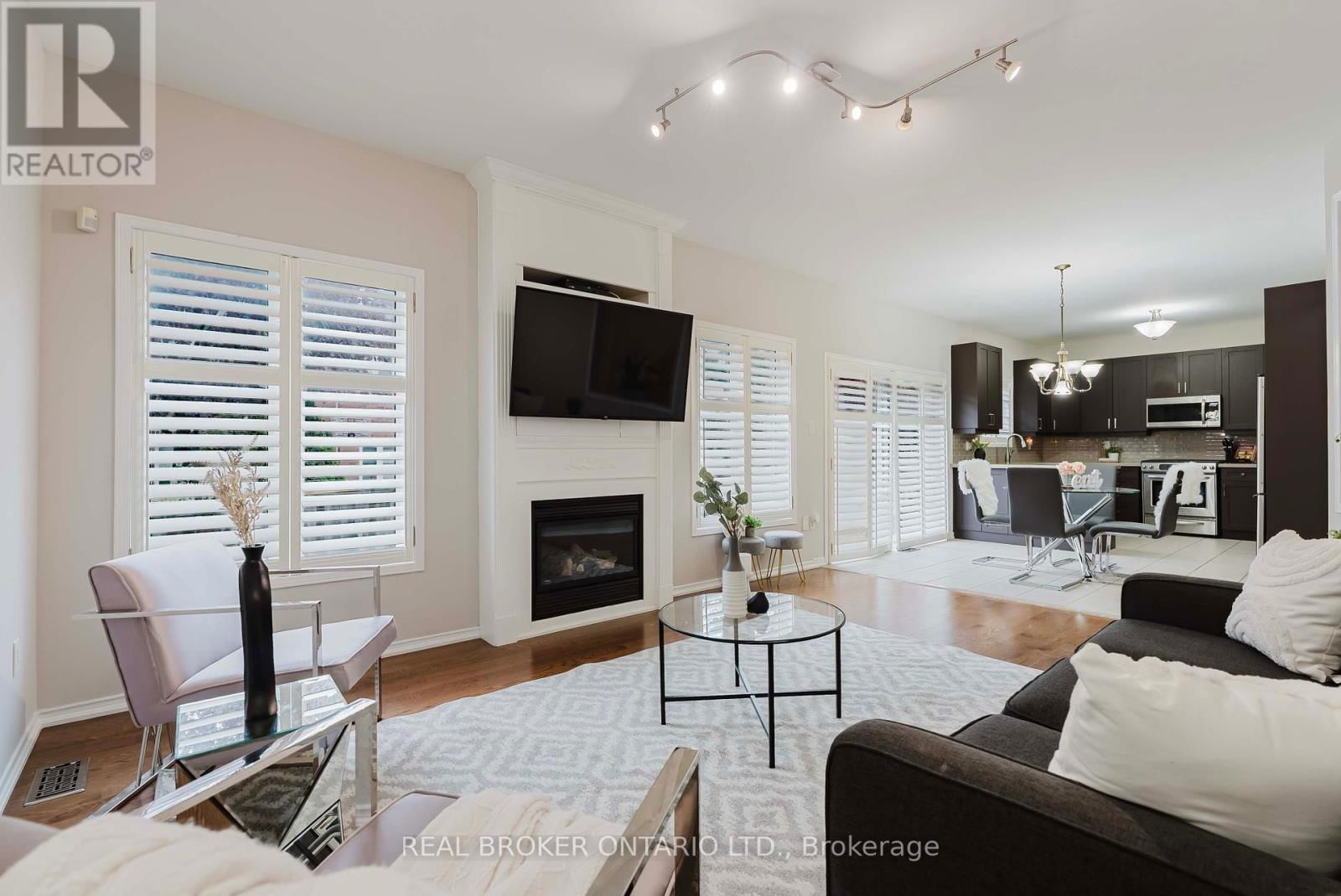 16 JACK ASHTON AVENUE Image 9