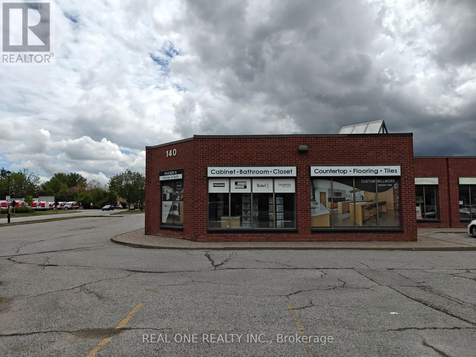 8 & 9 - 140 MULOCK DRIVE Image 2