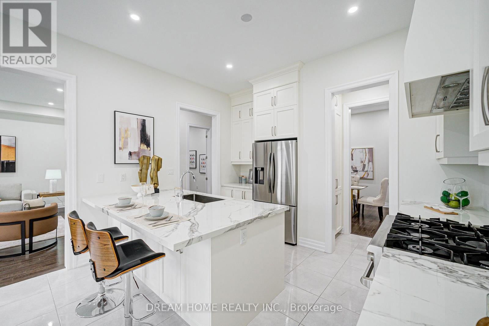 113 BOTELHO CIRCLE Image 20