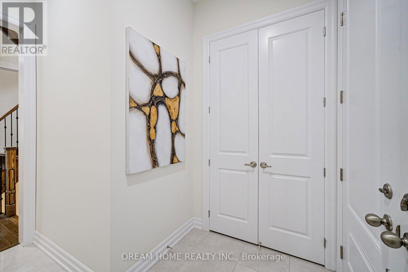 113 BOTELHO CIRCLE Image 4