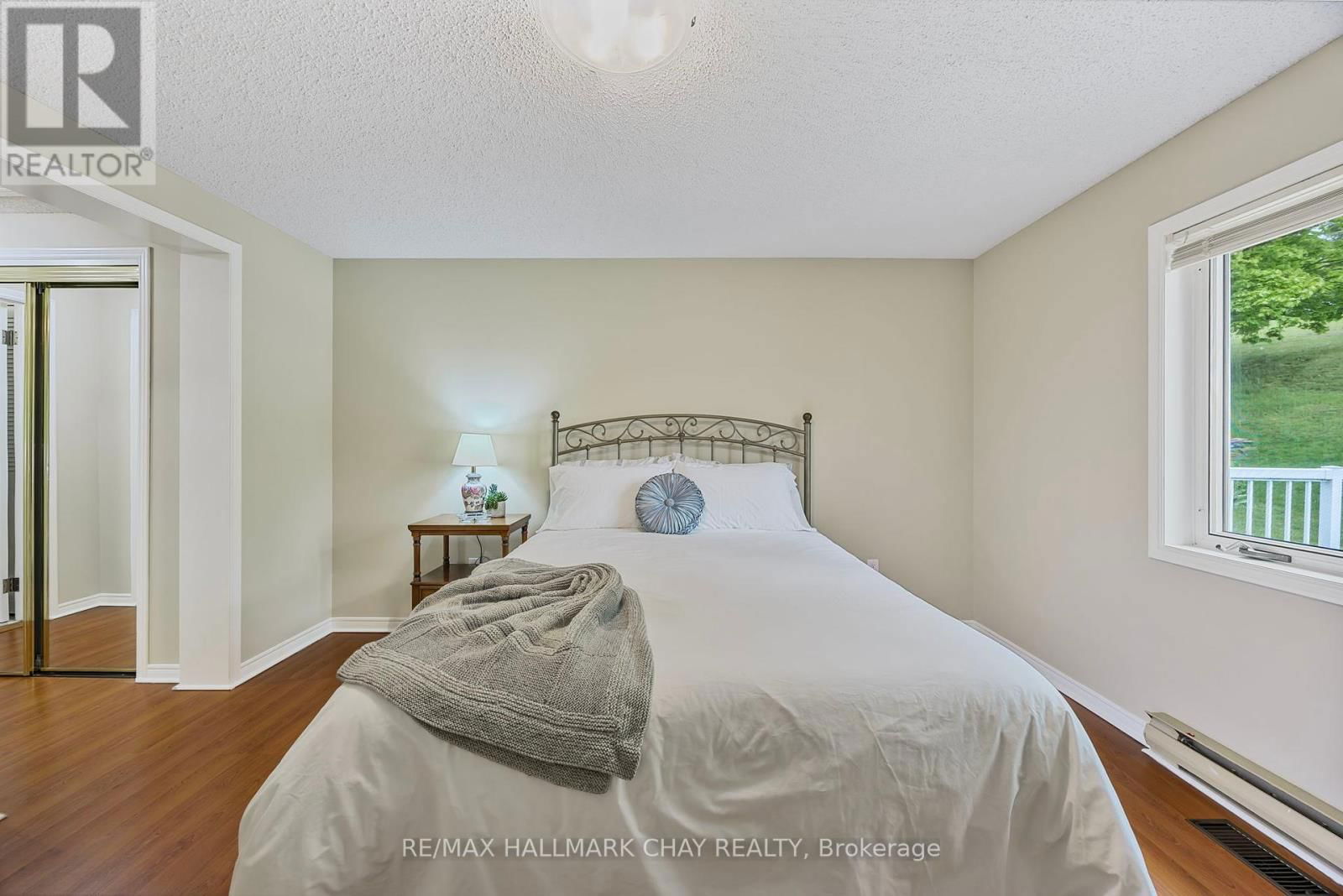 3 PINETREE COURT Image 21