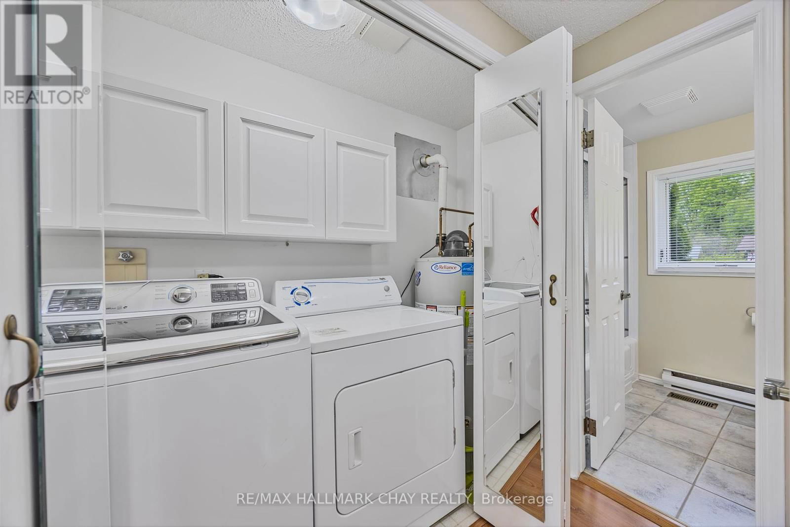 3 PINETREE COURT Image 27