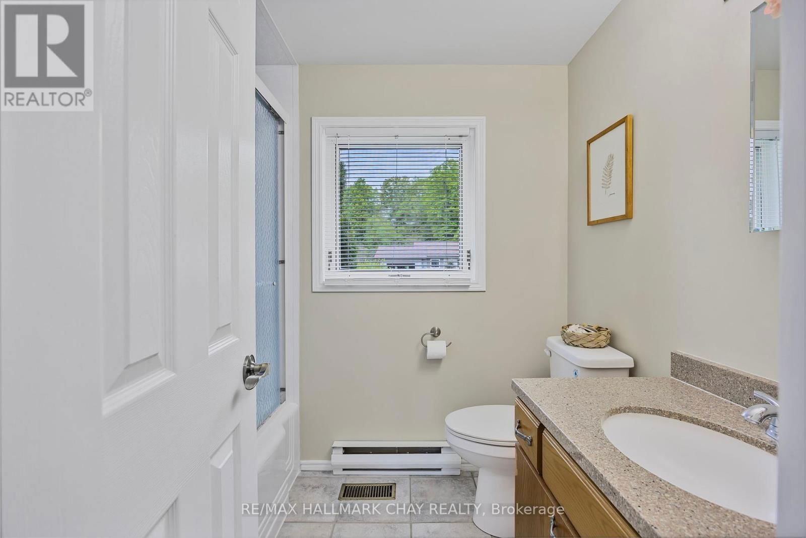 3 PINETREE COURT Image 29