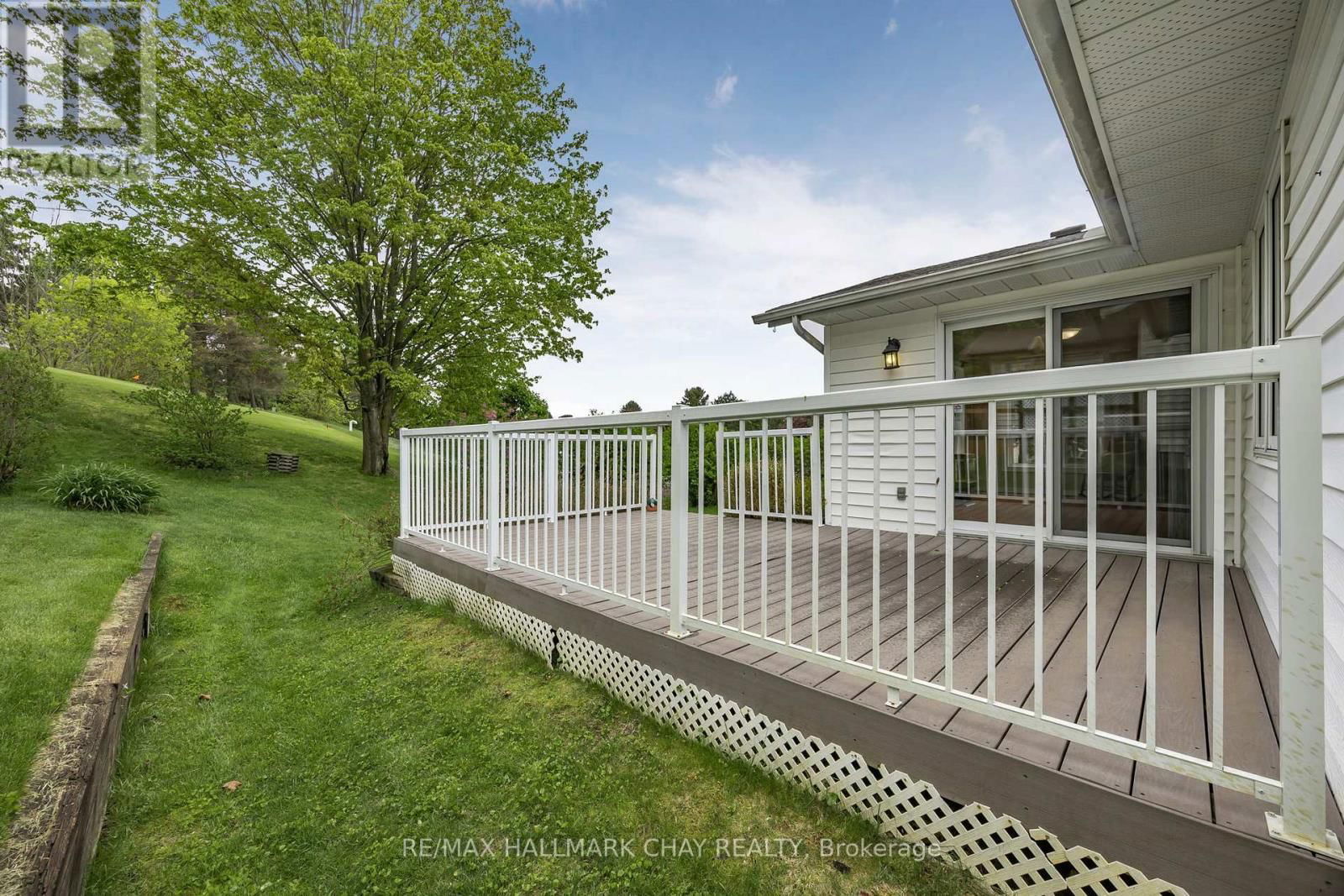 3 PINETREE COURT Image 40