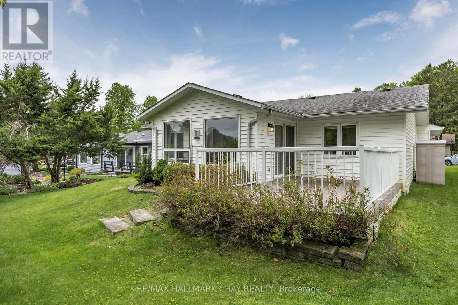 3 PINETREE COURT Image 43
