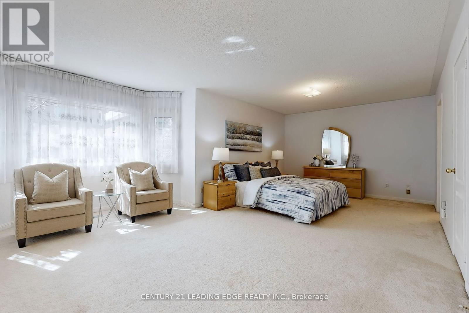 35 FORTUNE CRESCENT Image 25