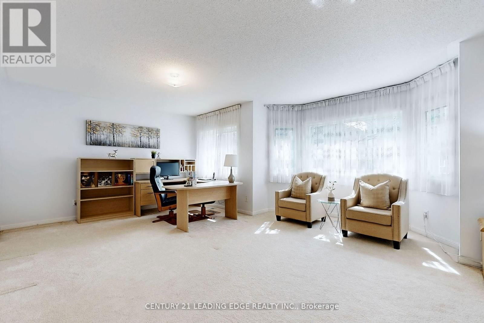 35 FORTUNE CRESCENT Image 29