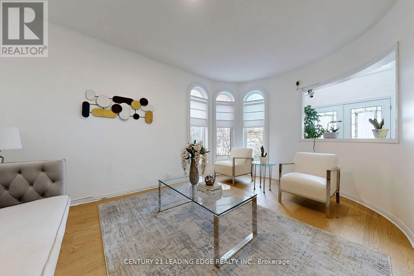 35 FORTUNE CRESCENT Image 4