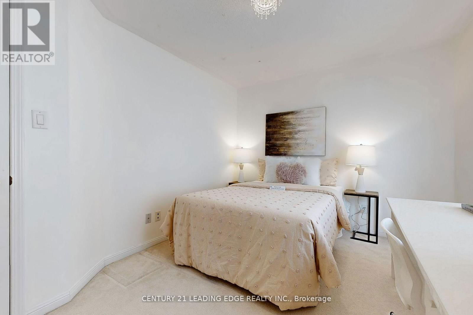 35 FORTUNE CRESCENT Image 40