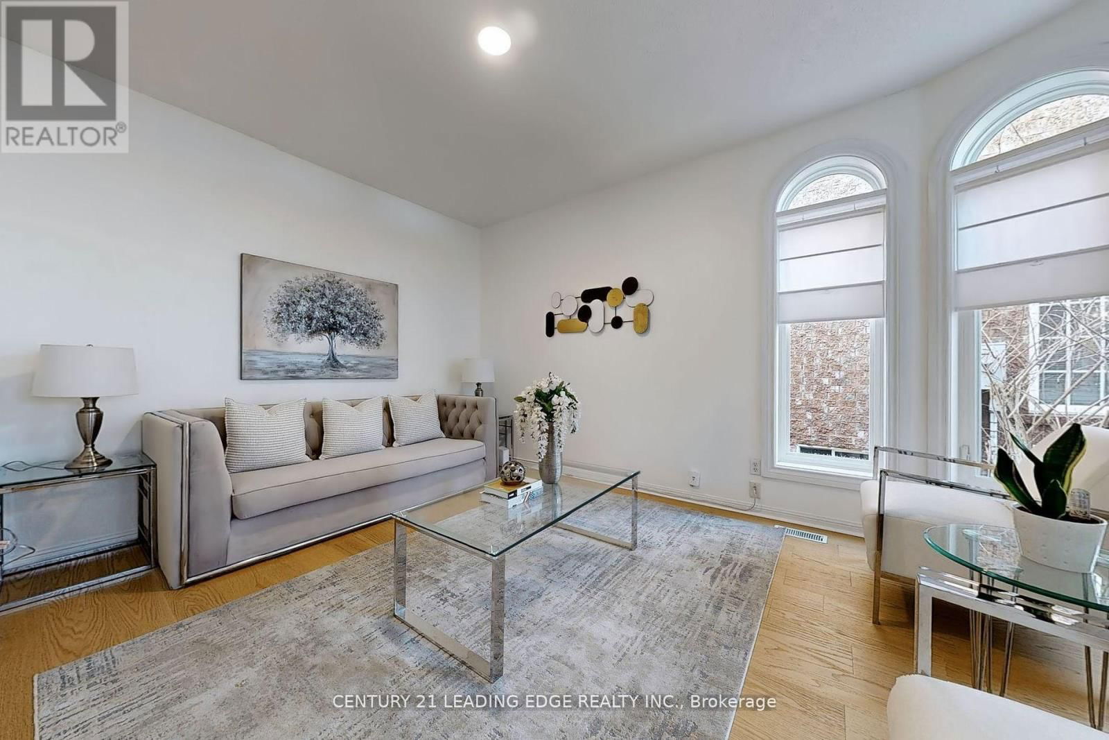 35 FORTUNE CRESCENT Image 5