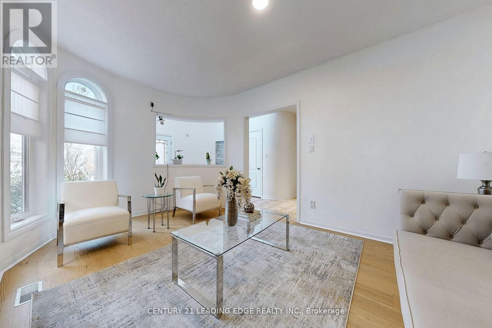 35 FORTUNE CRESCENT Image 6
