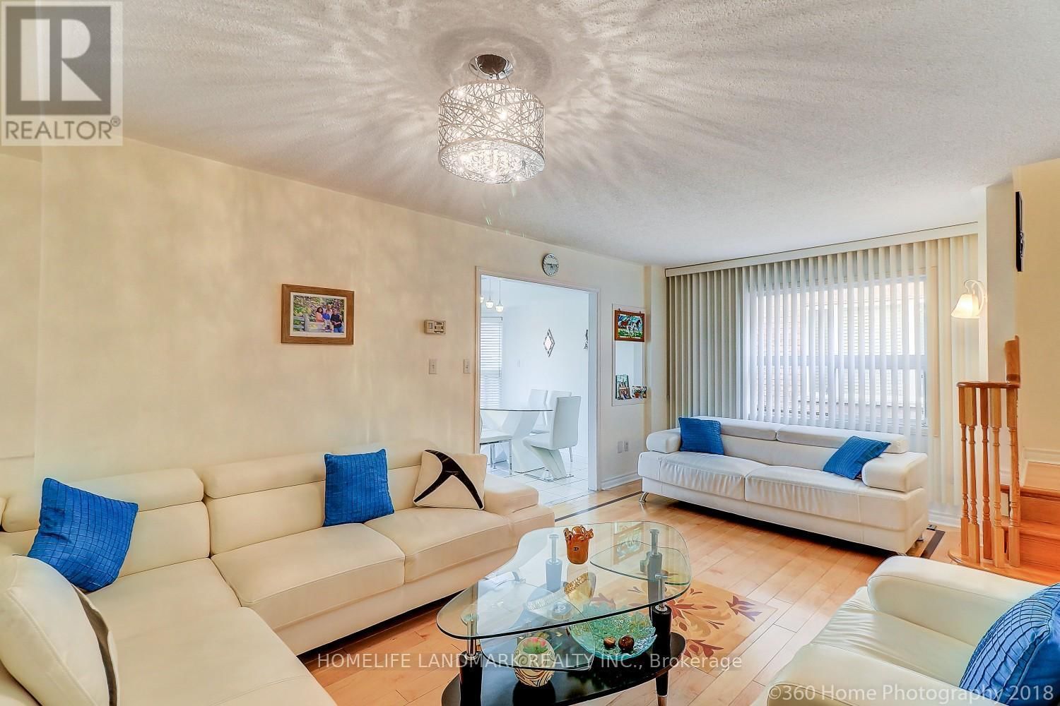 35 DECOROSO DRIVE Image 12