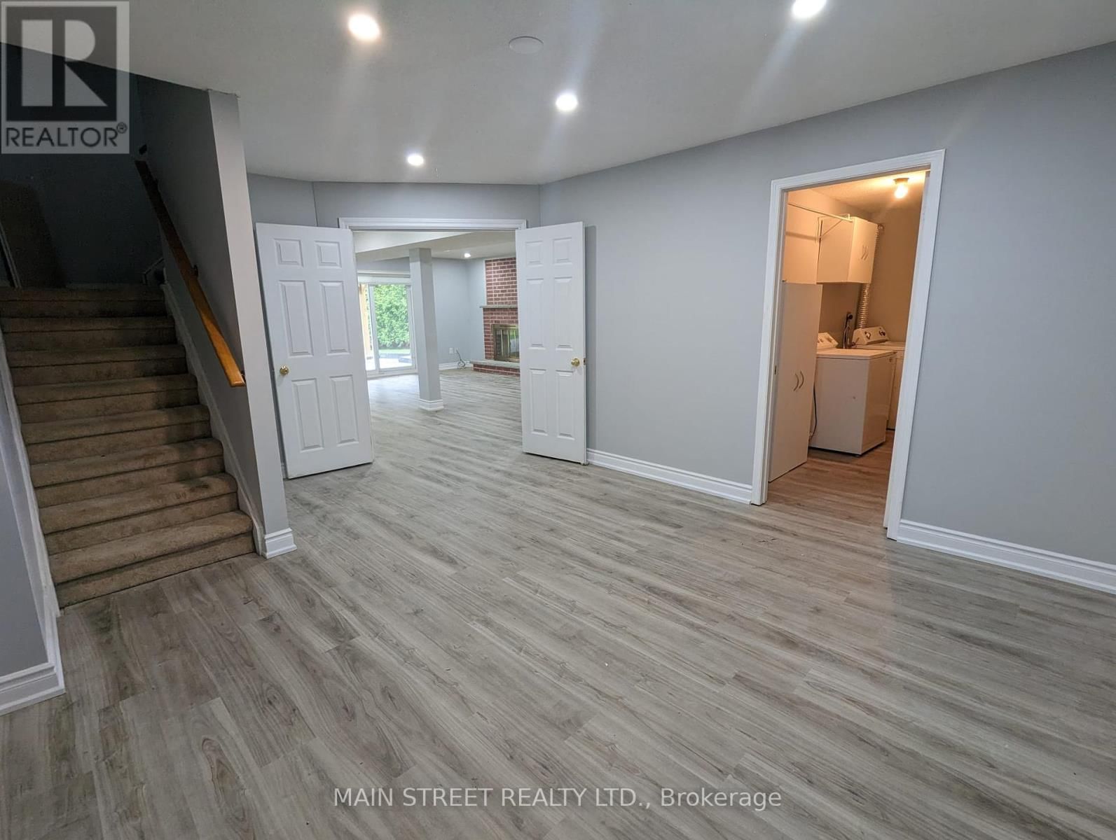 Apart - 214 STEGMAN ROAD Image 10