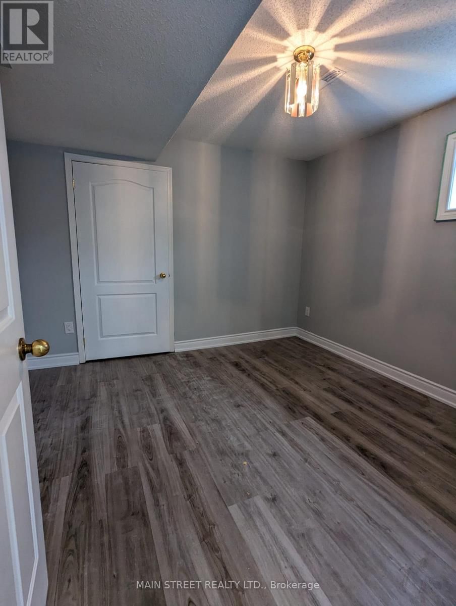 Apart - 214 STEGMAN ROAD Image 15