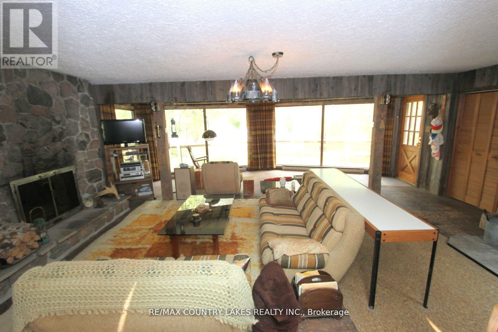 B40440 SHORE ROAD Image 17
