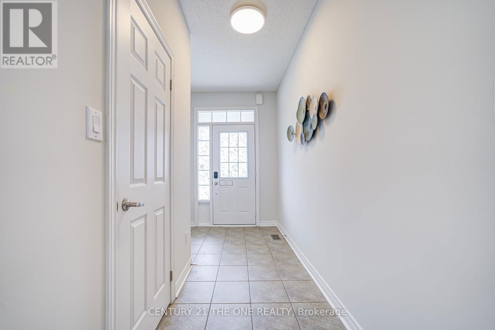 143 COLLIN COURT Image 11