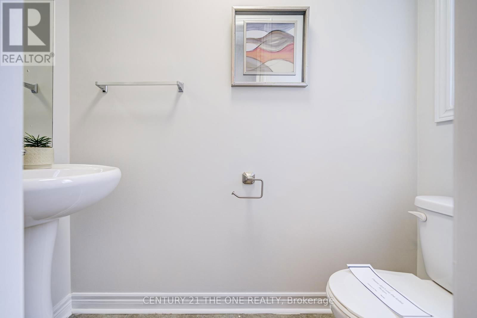 143 COLLIN COURT Image 12