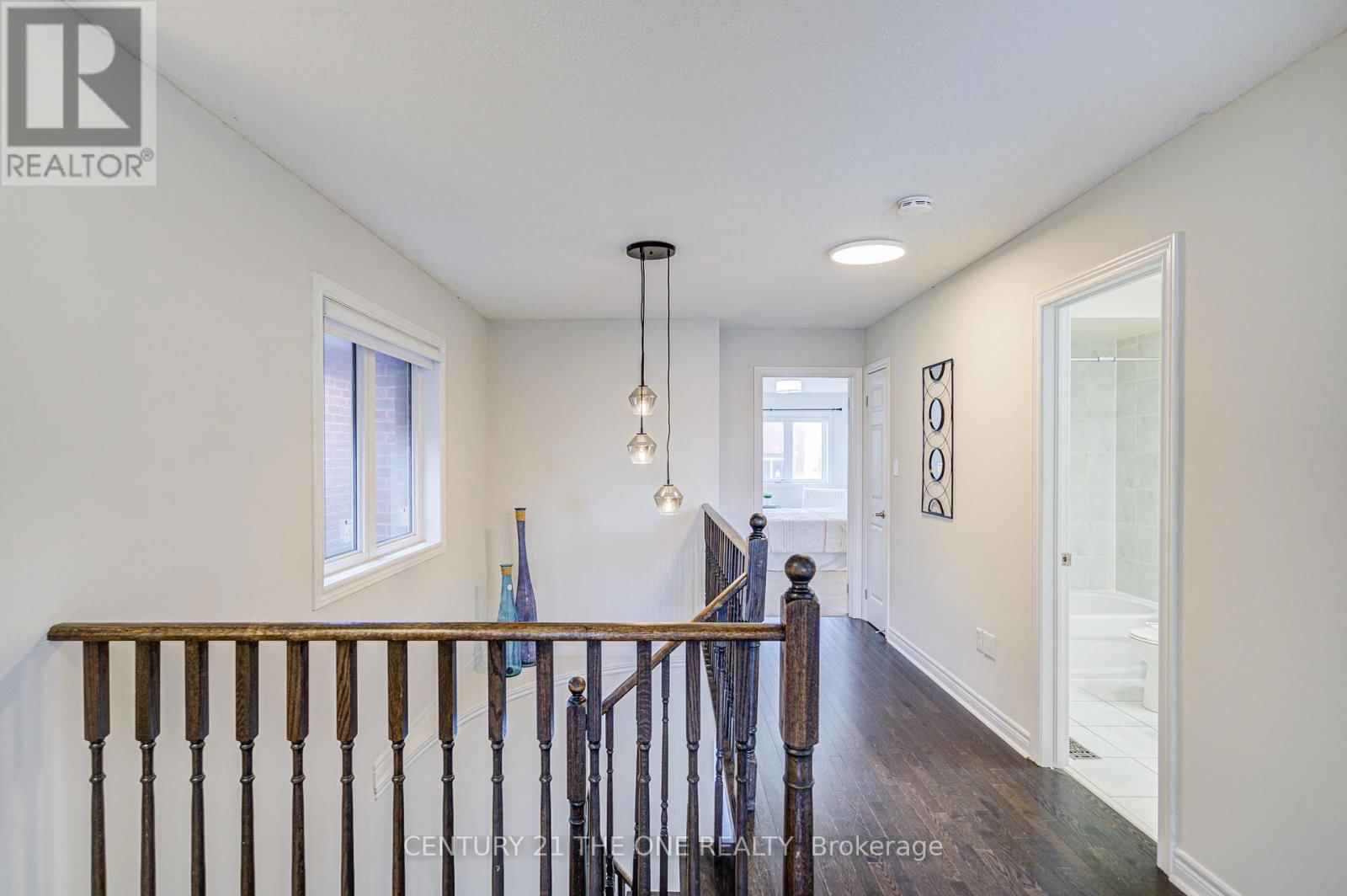 143 COLLIN COURT Image 16