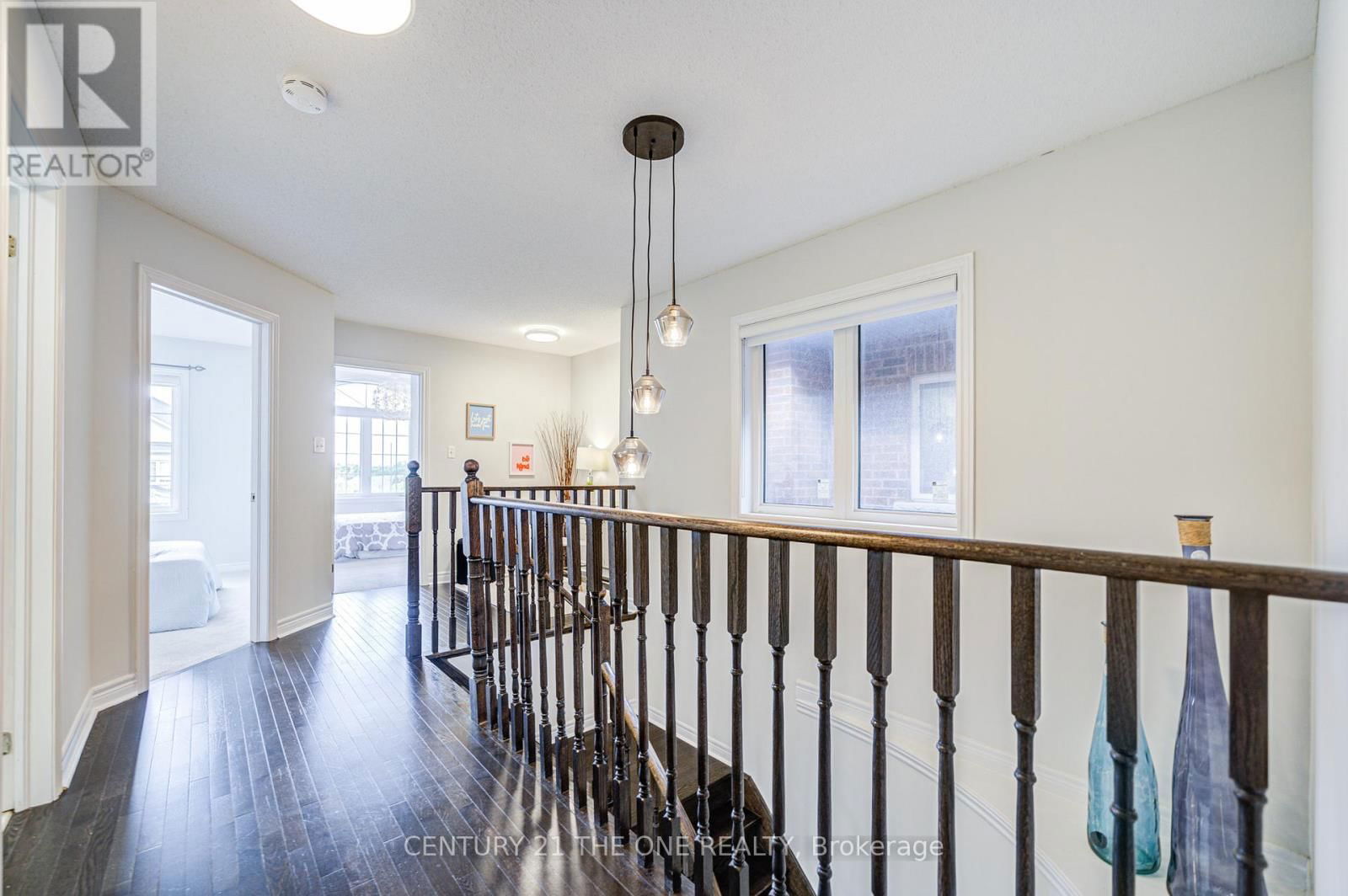 143 COLLIN COURT Image 18