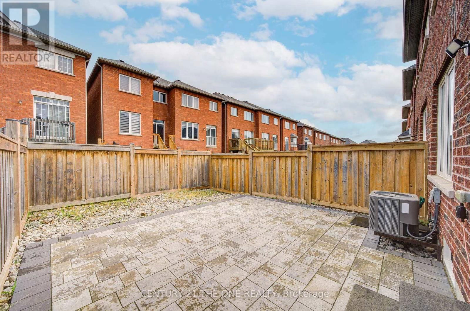 143 COLLIN COURT Image 30