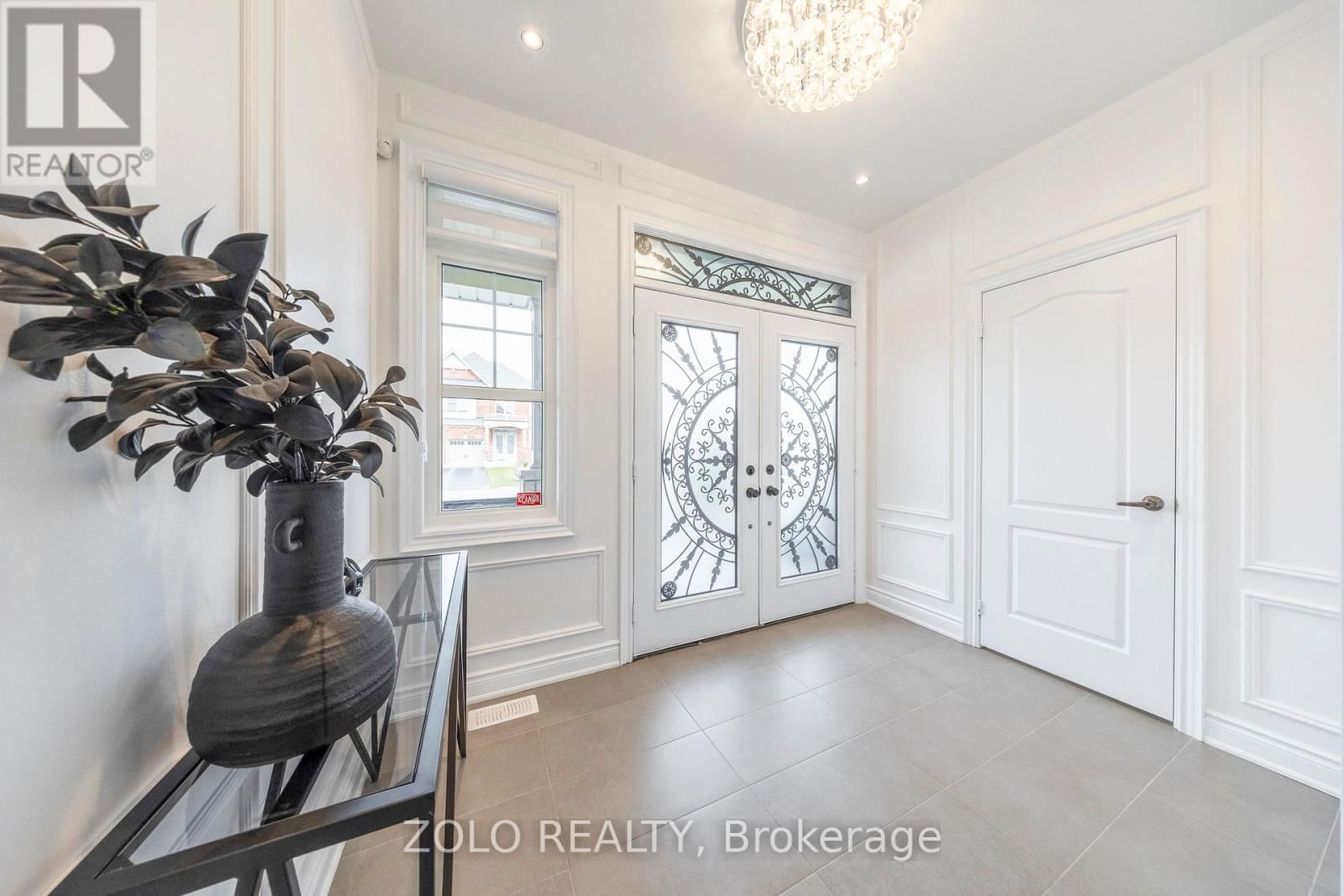11 JOHN DAVIS GATE Image 6