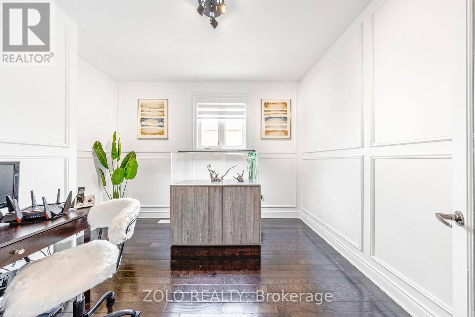11 JOHN DAVIS GATE Image 7