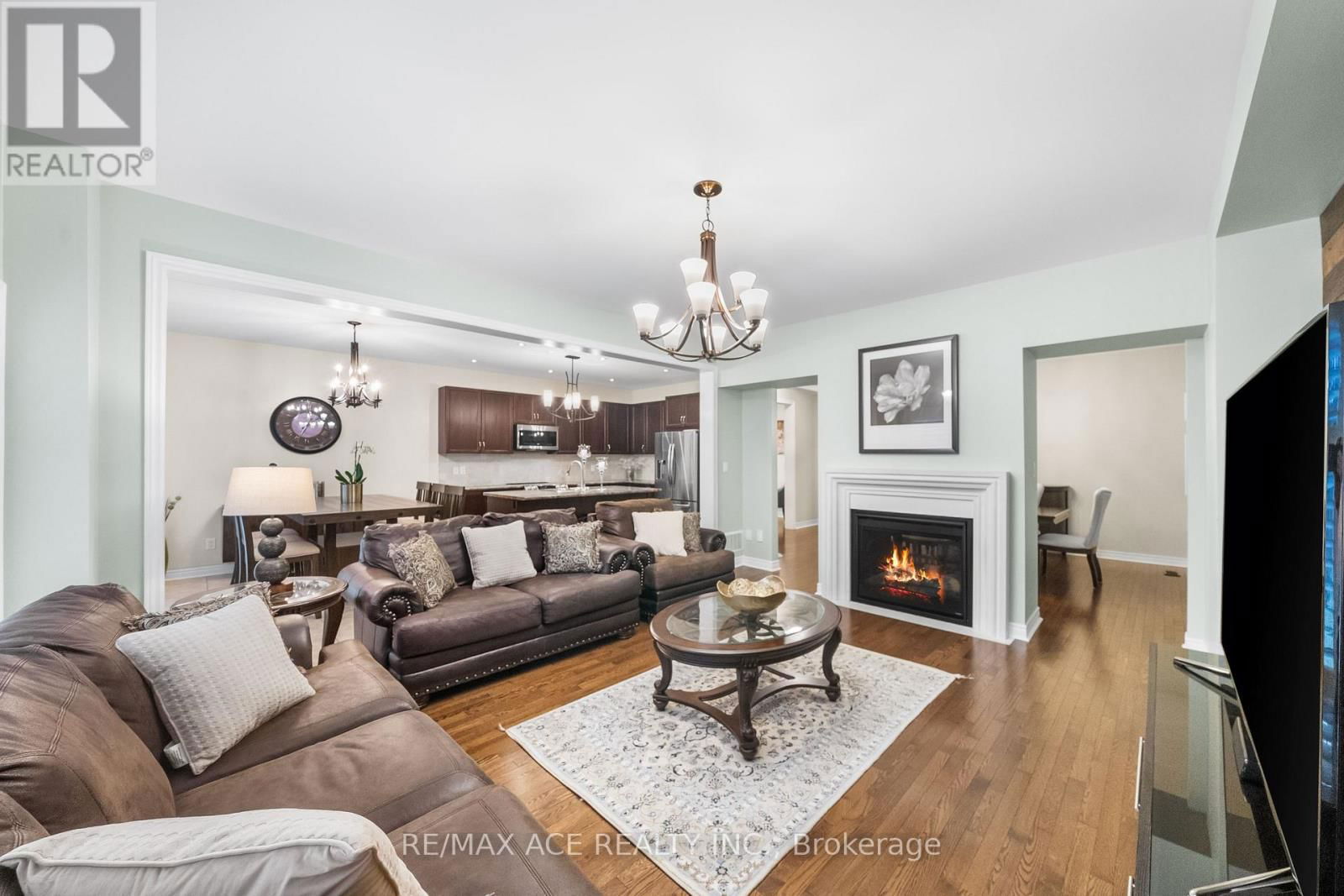 224 FREDERICK CURRAN LANE Image 7