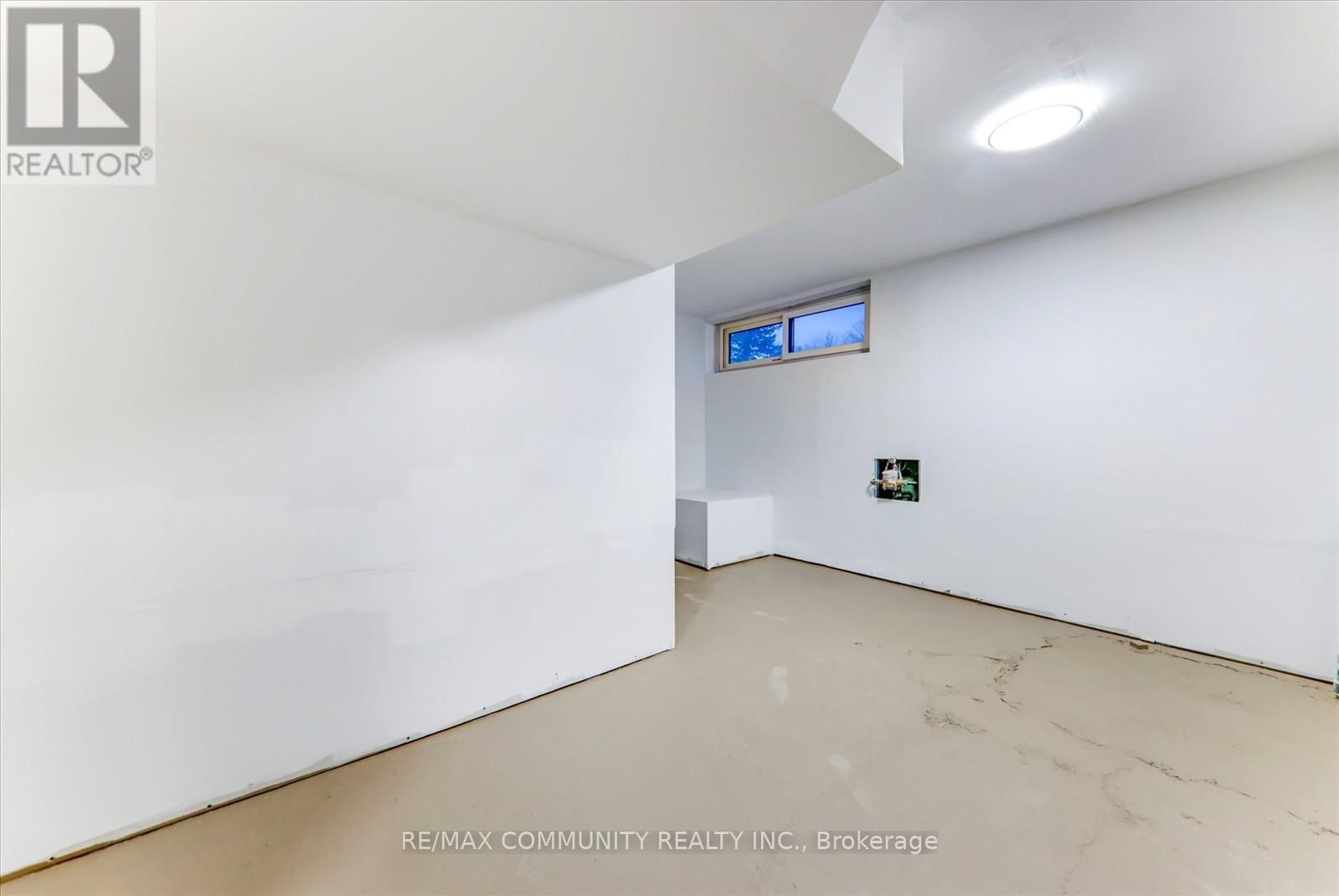 25 GEORGE STREET SOUTH Image 33